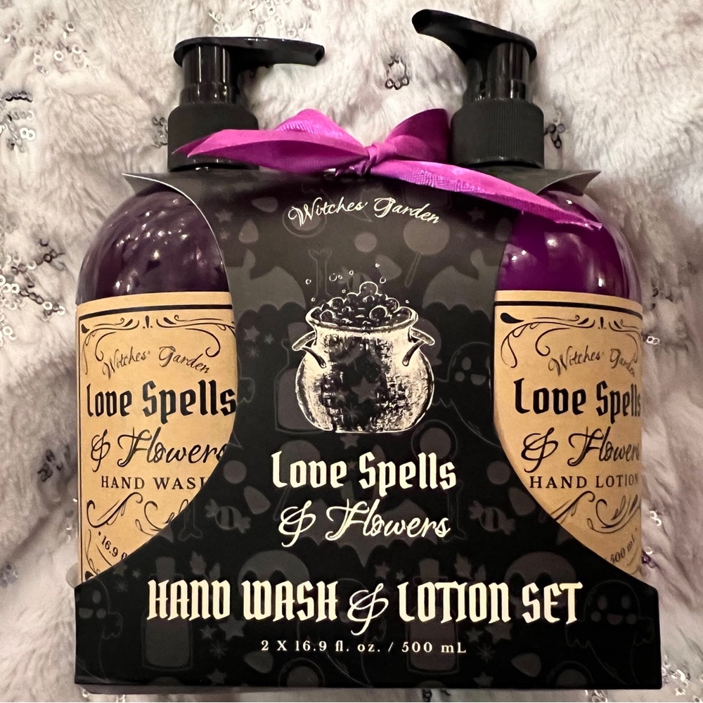 Love Spells & Flowers Hand Wash & Lotion Set